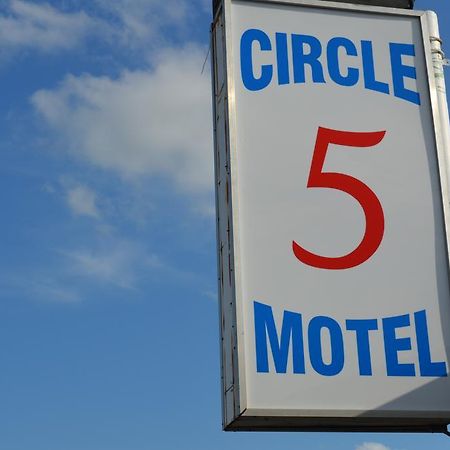 Circle 5 Motel Olds ภายนอก รูปภาพ